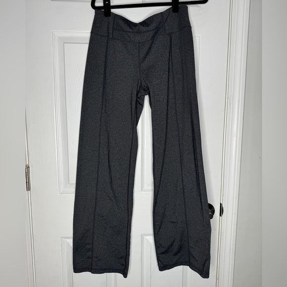 PRANA Woman’s Boot Cut Slightly Flared Yoga Pants With Back Pockets Size S - Picture 1 of 6